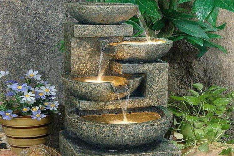 于一个天然的室内加湿器,通过流水亭系列陶瓷,流水喷泉的水循环系统